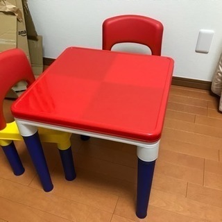 折り畳み机&椅子2脚(プラスチック仕様)