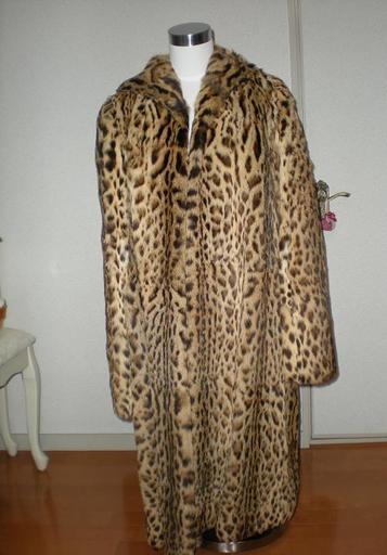 ベンガル山猫ロングコート 未使用