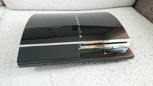 ＰＳ３　初期型貴重品（動作異常なしＰＳ２と１も再生できるもの）