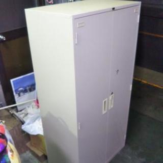 内田製・両開き書庫☆激安で！