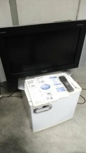 シャープ　26インチ液晶テレビ