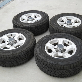 値下げ！スタッドレスBLIZZAK　ブリザック245/70R16...