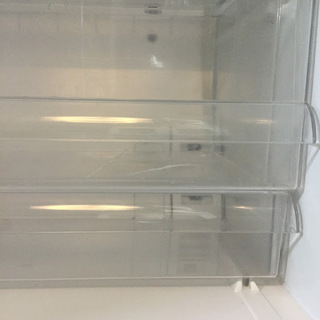 【期間限定30％OFF・全国送料無料・半年保証】冷蔵庫 AQUA AQR-D27A(W) 中古