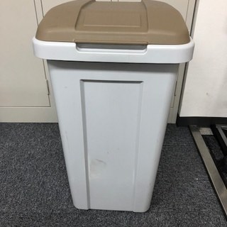 【無料】 ゴミ箱　４５リットル程度のサイズ