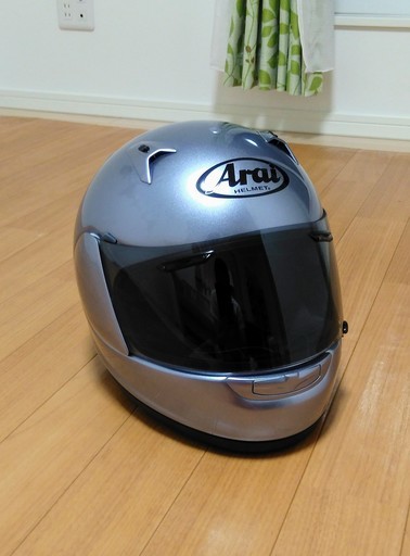 【値下げ】ARAIヘルメット美品・送料無料