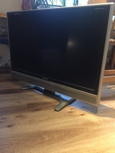 シャープ液晶テレビ