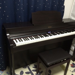ローランド　HP603　電子ピアノ　椅子　譜面　ヘッドホン付　美品
