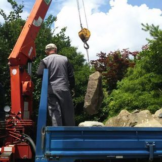 お庭のお手入れお任せ下さい！