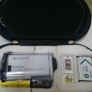 【アクションカム】HDR-AS100V（バッテリ2個・アクセサリいろいろ）