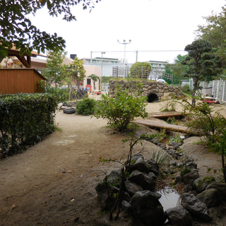 幼稚園・保育園の園庭を作業、監理するお仕事 - 営業