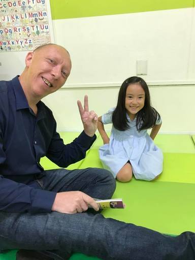 外国人講師による英語教育 幼児 小学生まで Takashima 豊中の英会話の生徒募集 教室 スクールの広告掲示板 ジモティー