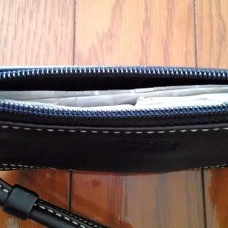新品コーチcoachポーチ Sereno 町田のバッグ セカンドバッグ の中古あげます 譲ります ジモティーで不用品の処分