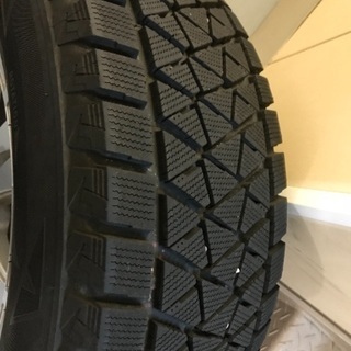 150プラド　中古スタッドレスタイヤ4本　ホイール付き