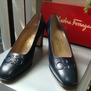 Ferragamo　パンプス　新品　size７