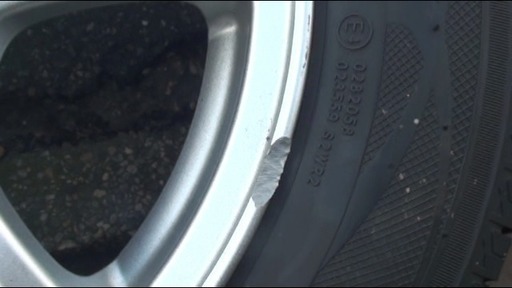 トーヨータイヤのネオエナジー3プラス(165/65R14　ホンダフィットで使用)