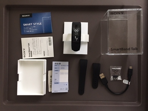 新古品】SONY製SmartBand Talk SWR30 黒【ウェアラブル端末、スマート