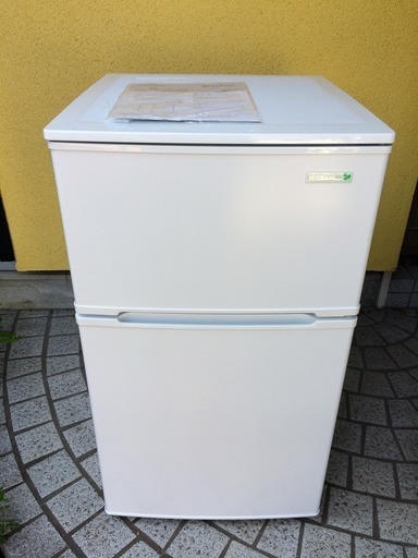 美品 ヤマダ電機オリジナル 冷蔵庫 YRZ-C09B1 90L 2015年製
