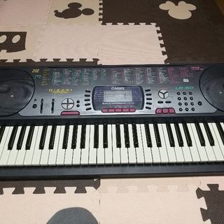 【美品】電子ピアノ　casio LK-60