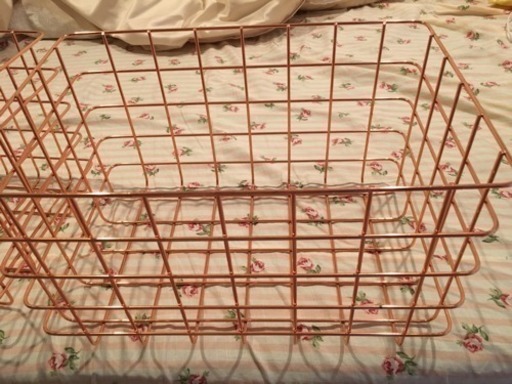 フランフラン 金属 カゴ小大合計4個 愛奈 恵比寿の収納家具 その他 の中古あげます 譲ります ジモティーで不用品の処分
