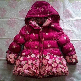幼児服　90-95cm程度　寒冷地に最適な厚手のジャンパー上着　