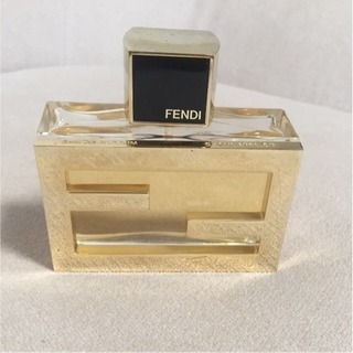 FENDI 香水