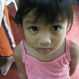 フィリピンのスラムの子どもたち絵本や服・文具・おもちゃを贈りたい！