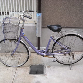 26インチ　自転車(前かご付き)