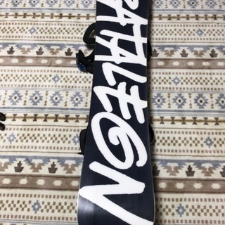 バタレオンのボードとビンディングのセット