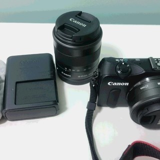 Canon ミラーレス一眼カメラ EOS M ダブルレンズキット