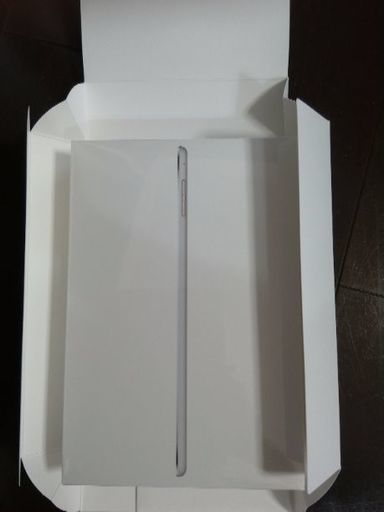 【新品・未開封】iPad mini 4 Wi-Fiモデル 16GB