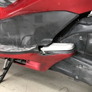 【値下げ】ホンダ PCX 125 (JF28) グリップヒーター付きの通勤仕様◆個人のため現状◆東京都杉並区