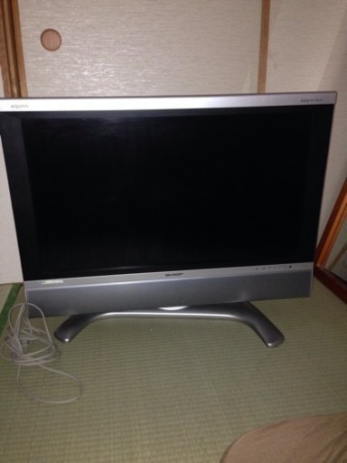 AQUOS 32型テレビ