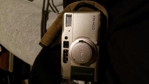 フィルムカメラ　contax t vs