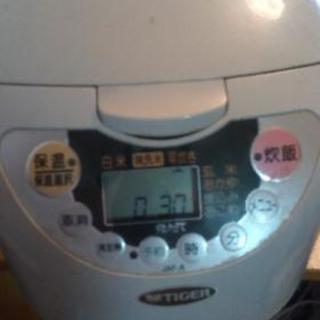 TIGER炊飯器 JAF-A100  5.5合炊き