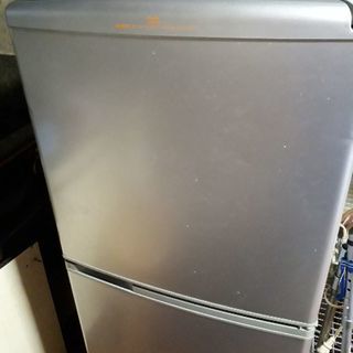 単身者向け三洋電機冷蔵庫2000年製品