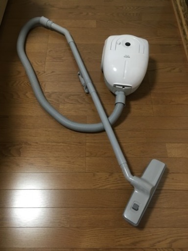 サンヨー掃除機 SC-YM26