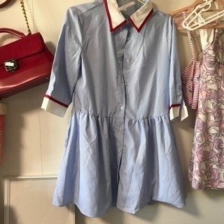 ナース制服感じのワンピース