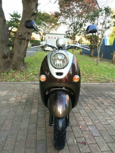 11642 km。優れたエンジン。ヤマハ（ビーノ）。エンジンオイルは新品です。水冷式オートバイ。タイヤは良好な状態です。
