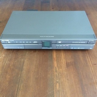 DVDレコーダー  DV-HRD200