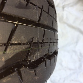 ハイエース純正タイヤセット１５インチ新車外し