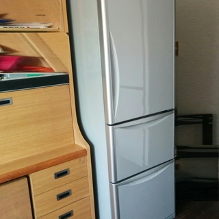 ★超綺麗 2012年製 日立 365L /ビタミン&真空保存 真空チルド ノンフロン冷凍冷蔵庫 R-S37CMV 幅59cmのスリムな まんなか野菜室