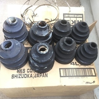 R32 スカイラインGTR シャフトブーツ1台分 中古品