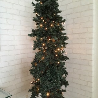 大きめのクリスマスツリー（電飾、オーナメント付）🎄