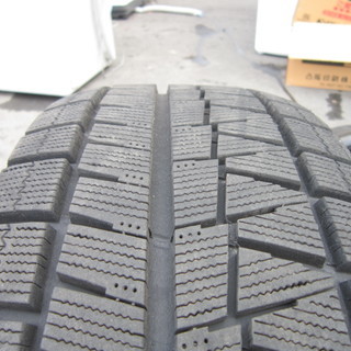 18インチスタッドレス 225/45R18 REVO GZ 4本！バリ溝