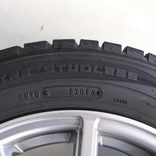 スタッドレス＋アルミセット アクア等PCD100.4穴車