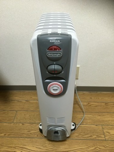 デロンギ オイルヒーター 8枚フィン HR030812EC  1200W