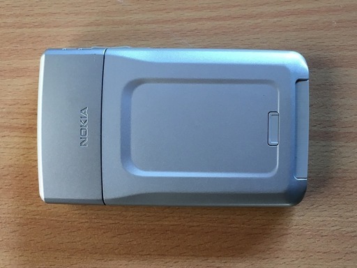 Nokia E61シルバー 携帯電話 QWERTY ソフトバンク　新品未使用 Nokia E61シルバー 携帯電話 QWERTY ソフトバンク 新品未使用 2026年
