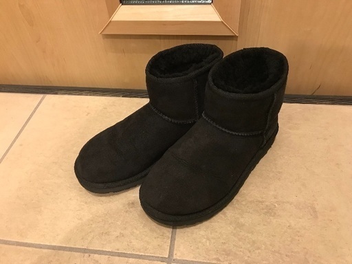 美品 UGG 人気ムートンブーツ★クラシックミニ アグ
