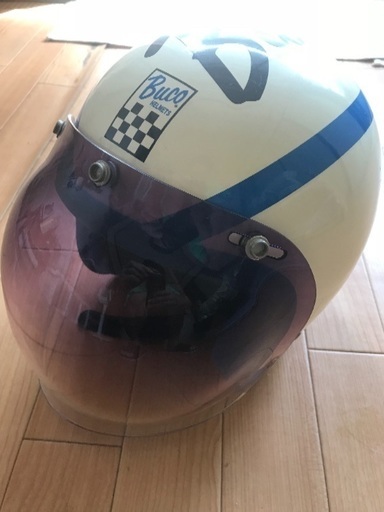 Bucoヘルメット