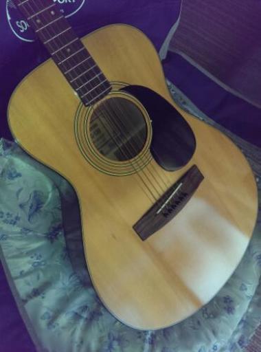 ヤマハFG130 綺麗で美音でよく鳴ります アコースティックギター